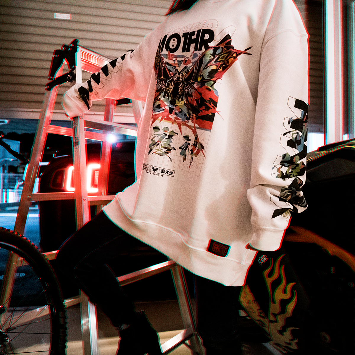 ゴジラ【モスラ ver.LAM】スウェット body:White ポーチ